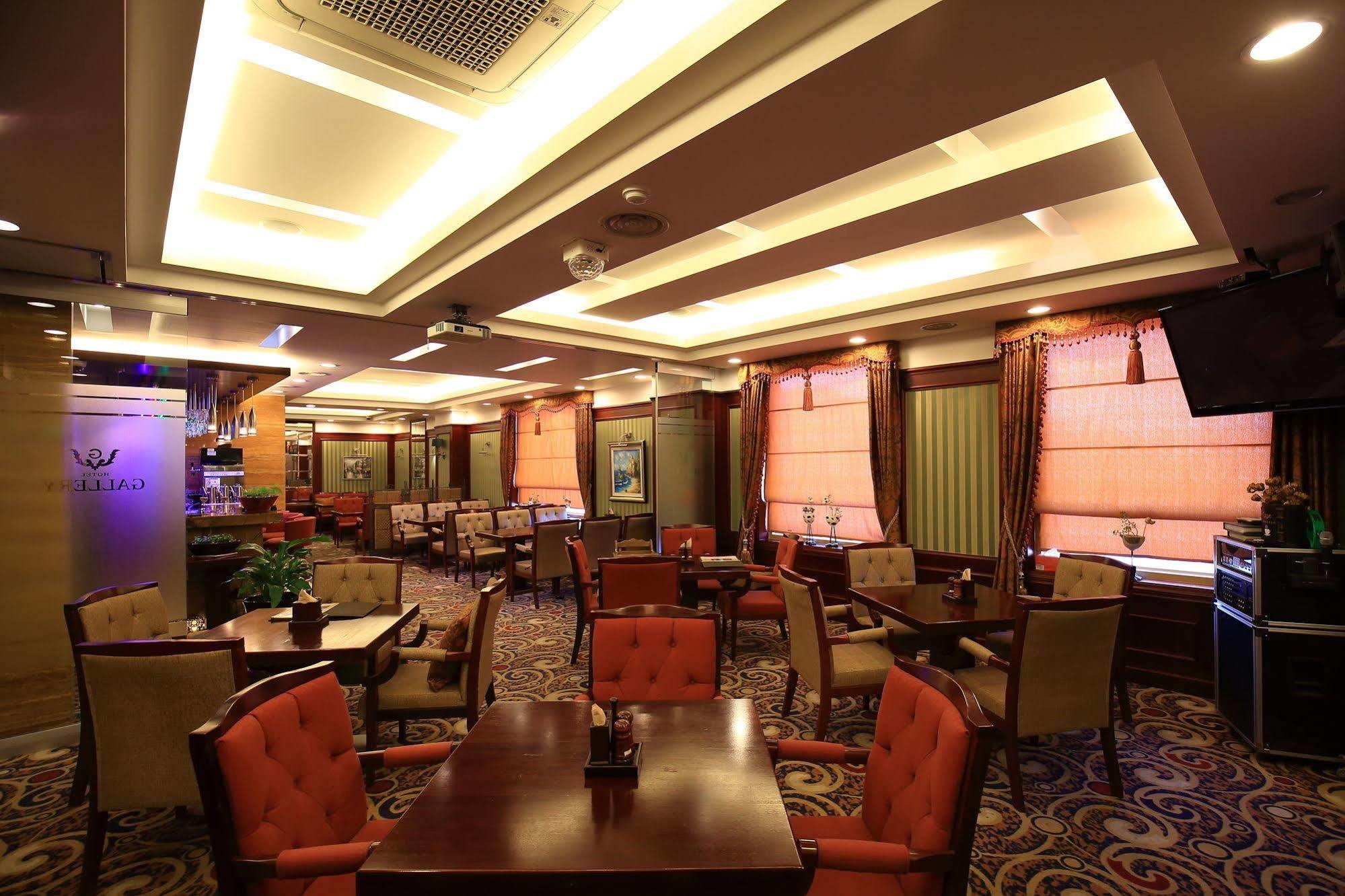 Gallery Tourist Hotel Tongyeong Exterior photo